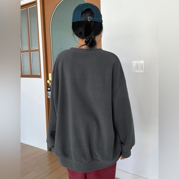 DAZY Slogan Embroidery Drop Shoulder Fleece Sweatshirt - Picture 2 of 7